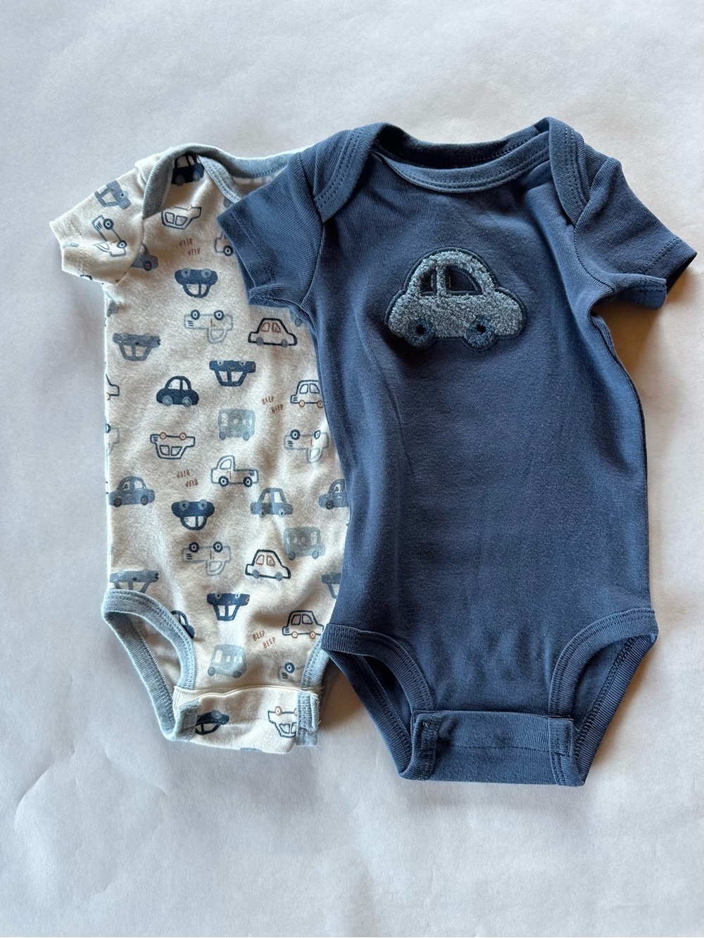 NWOT Huggies Babywear Car Print & Navy Car Appliqué Onesies - 2-Pack